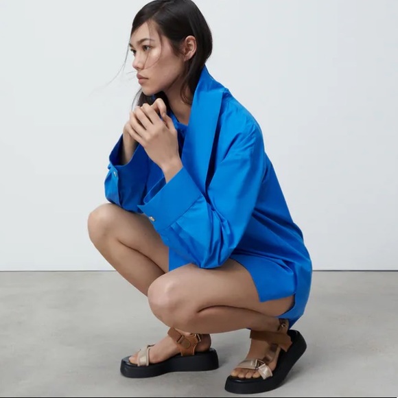 ✅SOLD✅Zara FLAT STRAPPY SANDALS - Picture 3 of 14